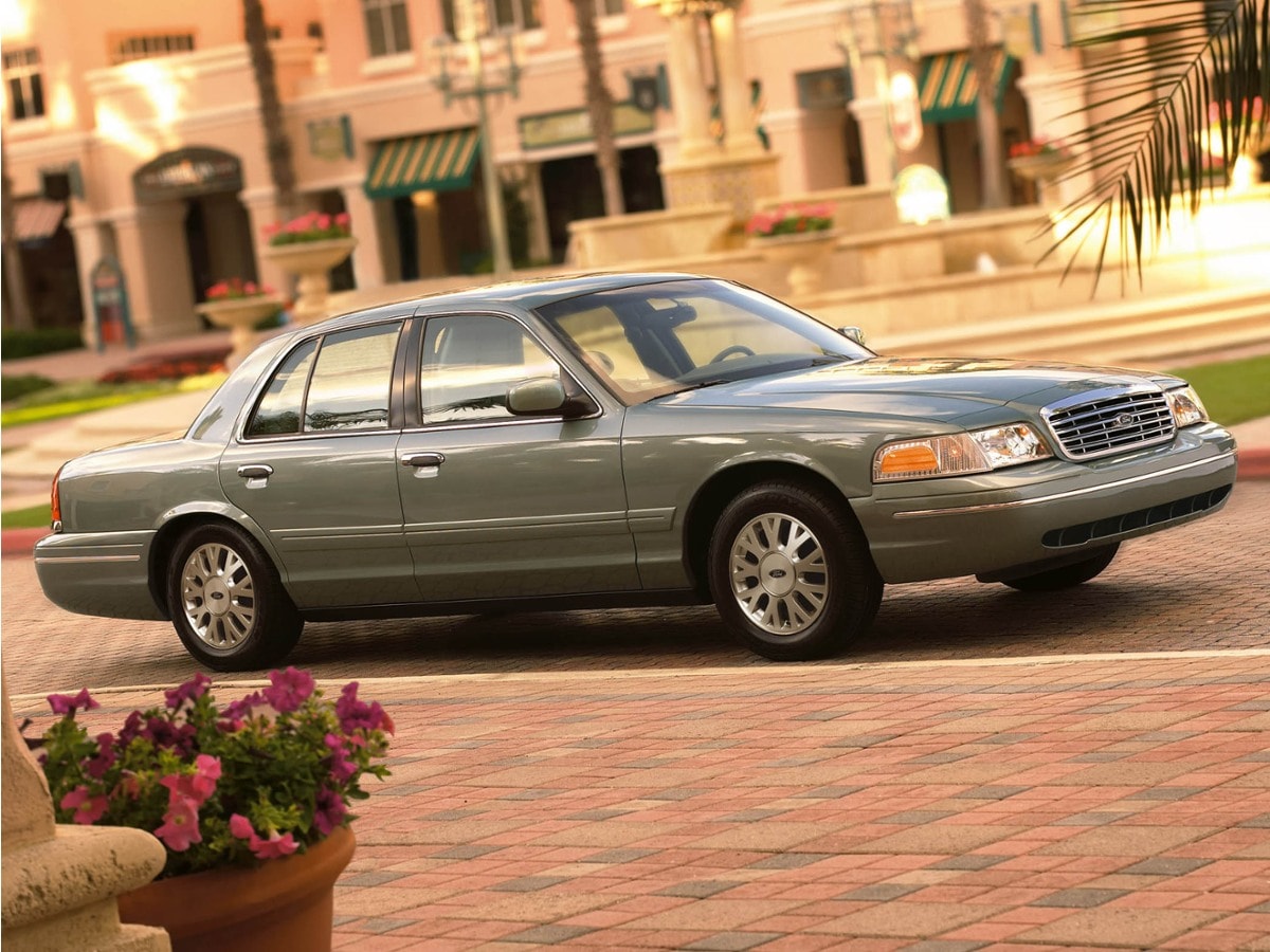 ford crown victoria 2003 2FAFP74W73X151944 image ford crown victoria 2003 2FAFP74W73X151944 image